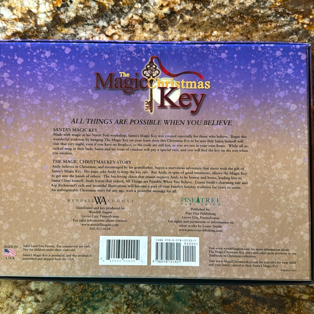 The Magic Christmas Key Book with Key - Picture 3 of 4